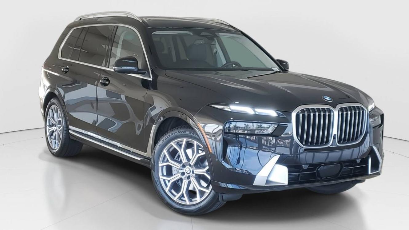 BMW X7 2024 5UX23EM04R9V32351 image