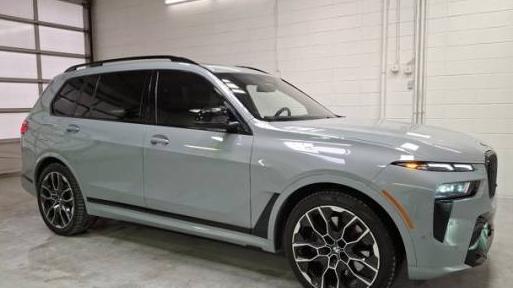 BMW X7 2024 5UX33EM07R9T46825 image