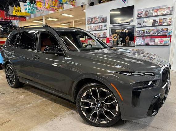 BMW X7 2024 5UX33EM03R9T04748 image BMW X7 2024 5UX33EM03R9T04748 image