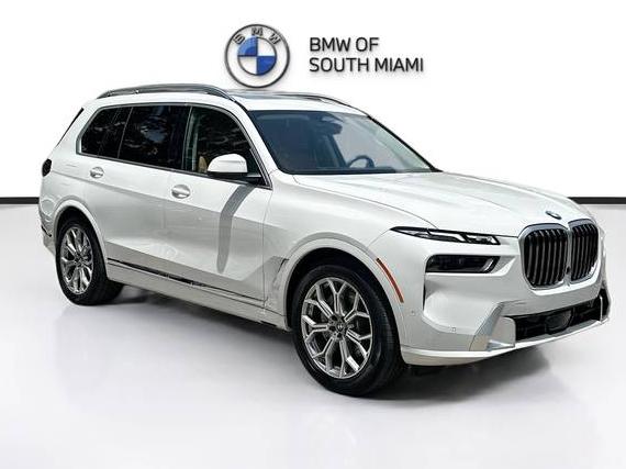 BMW X7 2024 5UX23EM03R9U44620 image