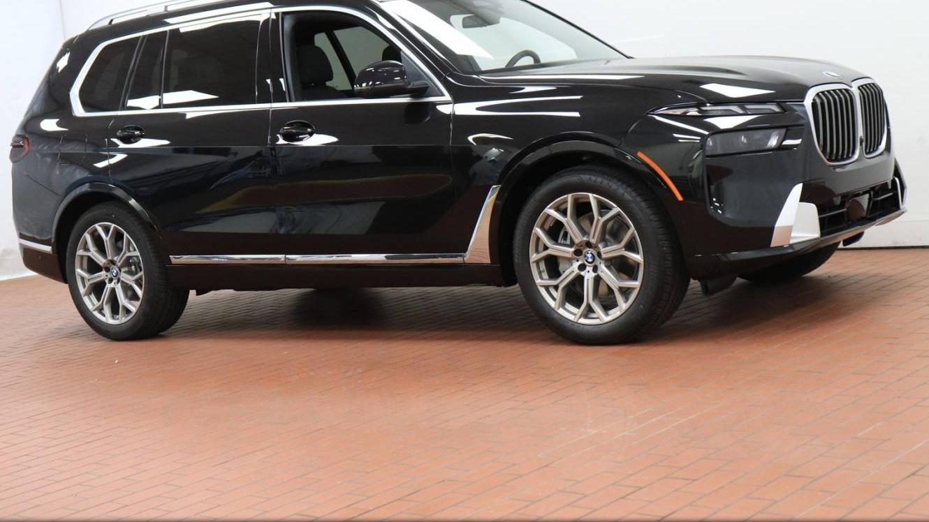 BMW X7 2024 5UX23EM05R9V30785 image