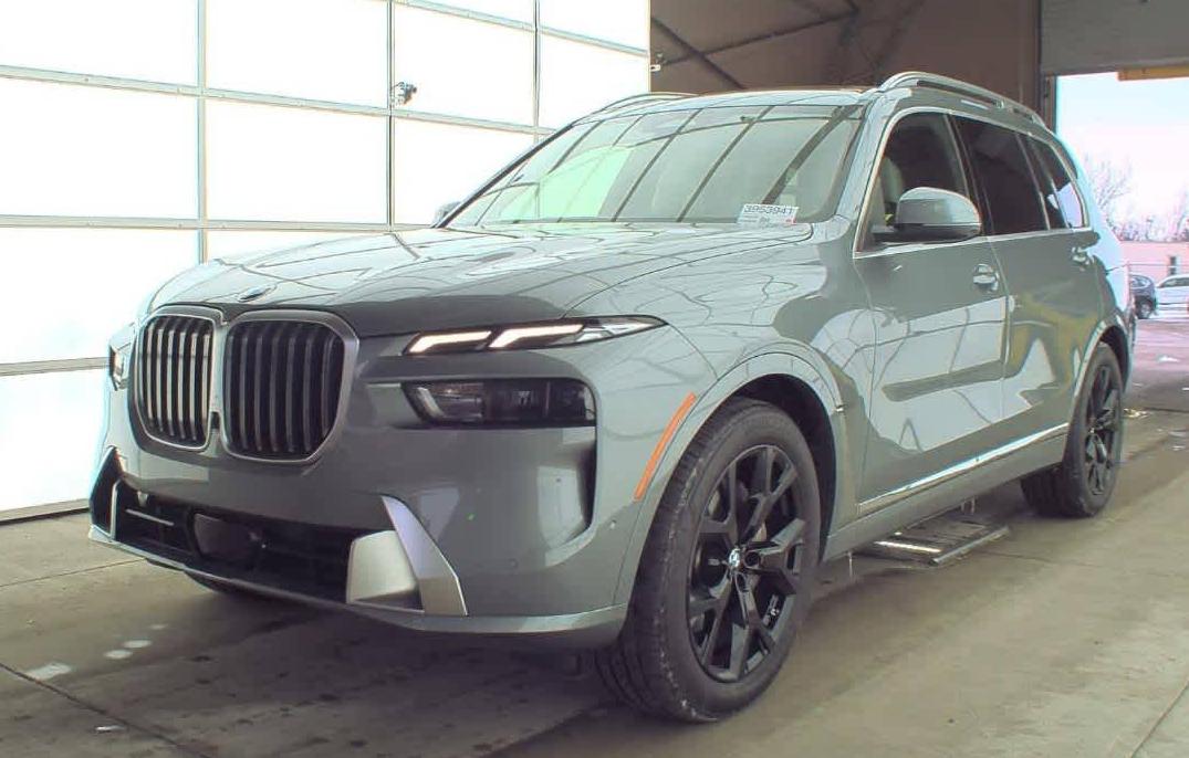 BMW X7 2024 5UX23EM02R9U41854 image