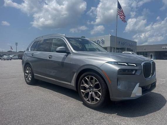 BMW X7 2024 5UX23EM03R9S28489 image