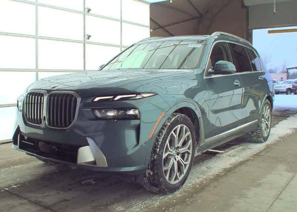 BMW X7 2024 5UX23EM06R9V29497 image