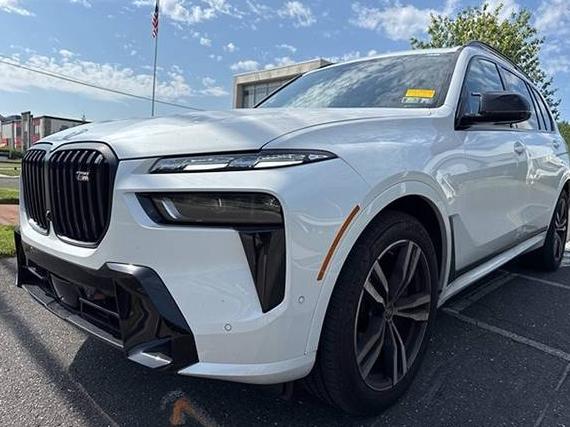 BMW X7 2024 5UX33EM04R9S85949 image