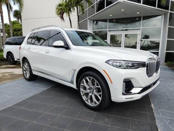 BMW X7 2020 5UXCW2C03L9C10743 image