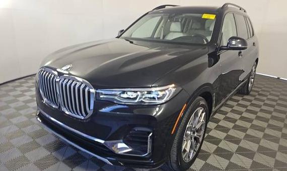 BMW X7 2022 5UXCW2C09N9M74565 image