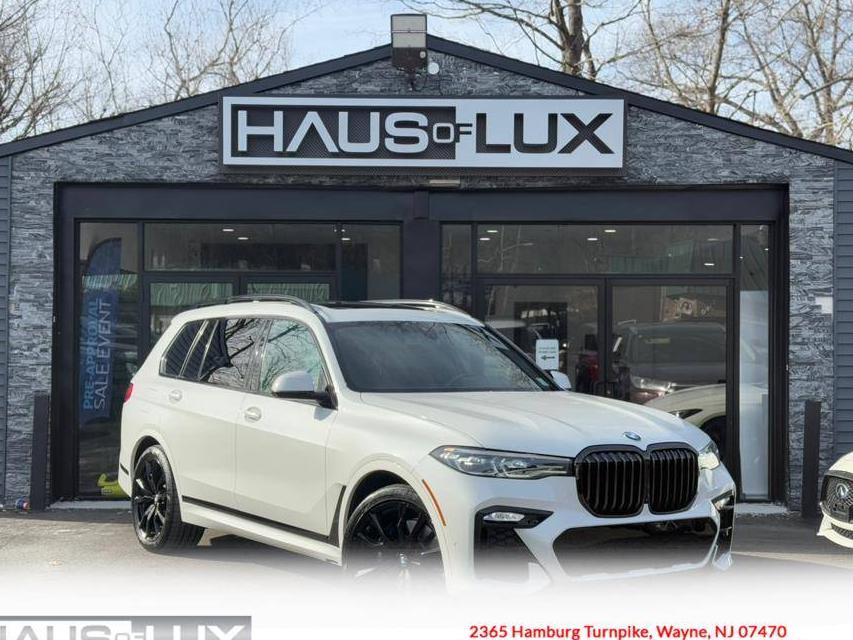 BMW X7 2022 5UXCW2C00N9M69738 image