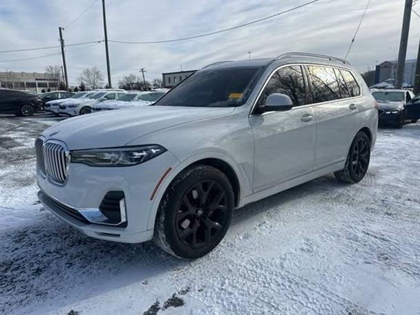 BMW X7 2022 5UXCW2C06N9K50282 image