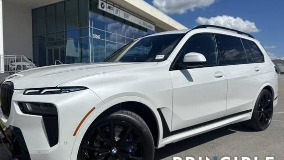 BMW X7 2025 5UX23EM02S9X11400 image