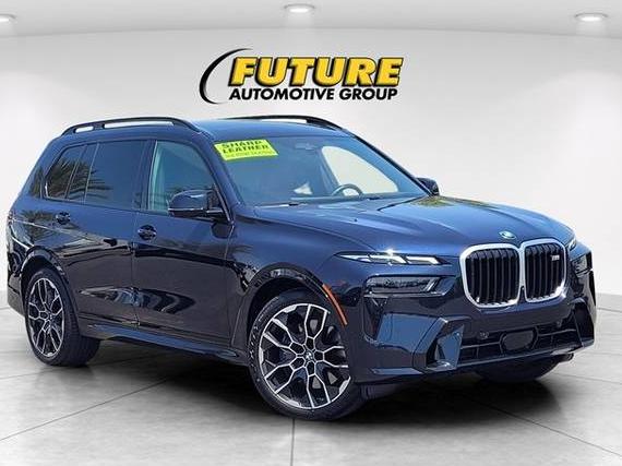 BMW X7 2025 5UX33EM08S9W28140 image