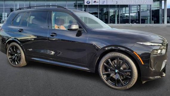BMW X7 2025 5UX23EM04S9X71789 image