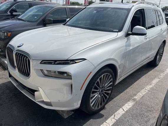 BMW X7 2025 5UX23EM01S9Y38008 image