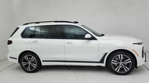 BMW X7 2025 5UX23EM05S9W84855 image