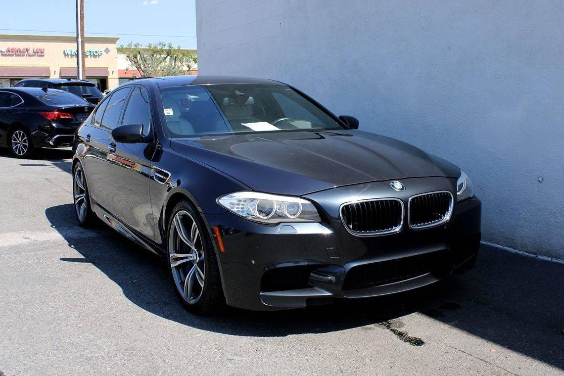 BMW M5 2013 WBSFV9C5XDD096217 image BMW M5 2013 WBSFV9C5XDD096217 image