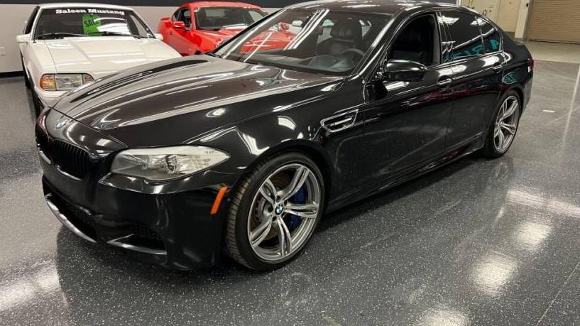 BMW M5 2013 WBSFV9C54DD096889 image