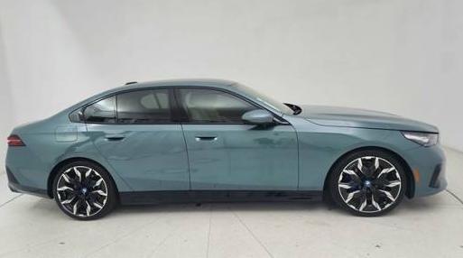 BMW I5 2024 WBY33FK02RCN94959 image