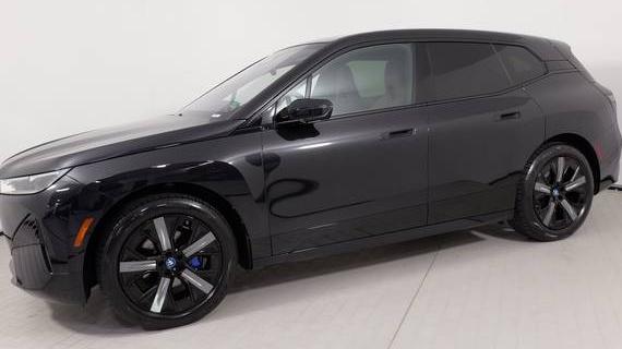 BMW IX 2023 WB523CF05PCM04652 image BMW IX 2023 WB523CF05PCM04652 image