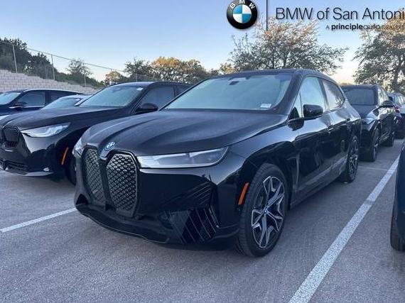 BMW IX 2025 WB523CF01SCU31131 image BMW IX 2025 WB523CF01SCU31131 image