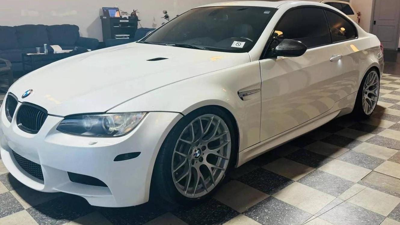 BMW M3 2011 WBSKG9C53BE369059 image