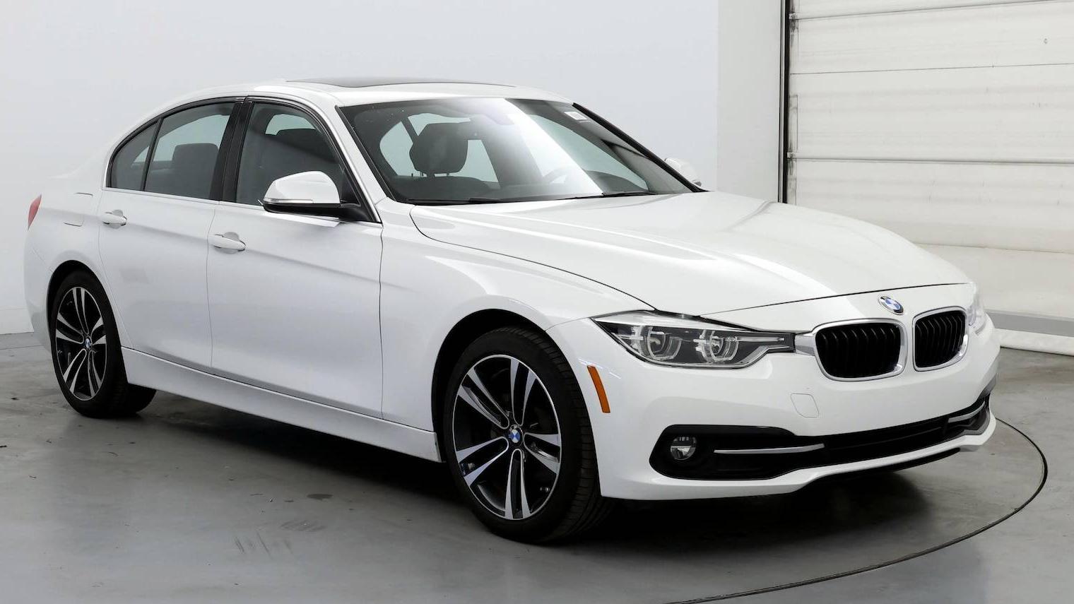 BMW 330I 2018 WBA8B9G50JNU96681 image