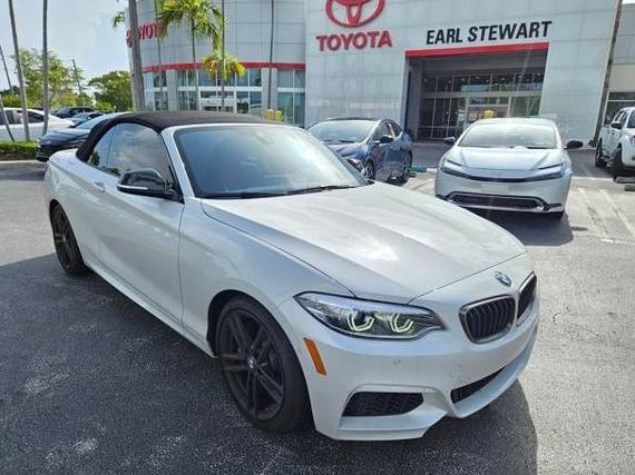 BMW M240I 2020 WBA2N1C04L7F68615 image