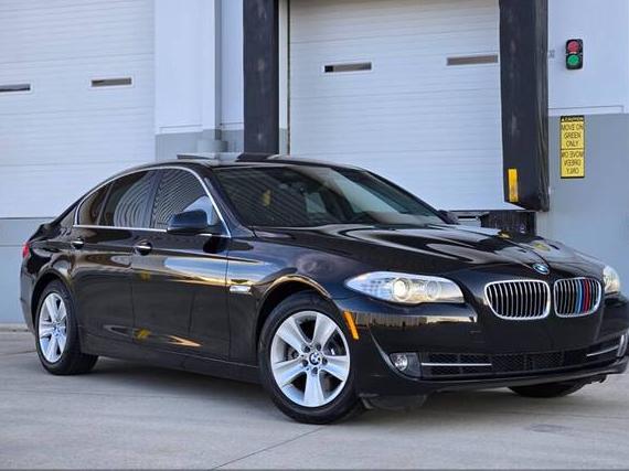 BMW 528I 2013 WBAXG5C52DDY32806 image
