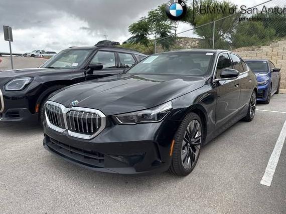 BMW 530I 2024 WBA43FJ04RCR59727 image