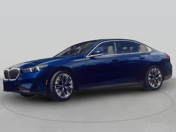 BMW 530I 2024 WBA53FJ08RCR50100 image