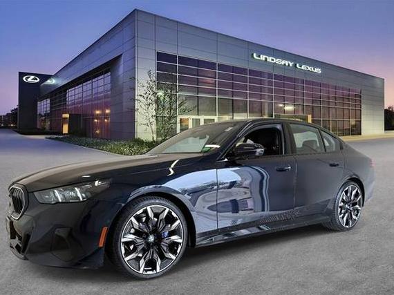 BMW 530I 2024 WBA53FJ00RCR12635 image BMW 530I 2024 WBA53FJ00RCR12635 image