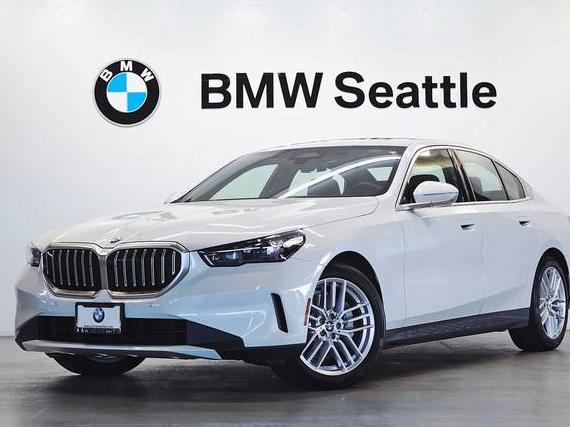 BMW 530I 2024 WBA53FJ00RCS00660 image