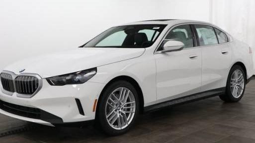BMW 530I 2024 WBA53FJ00RCP86082 image