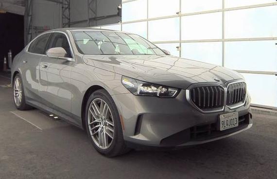 BMW 530I 2024 WBA43FJ06RCS35800 image