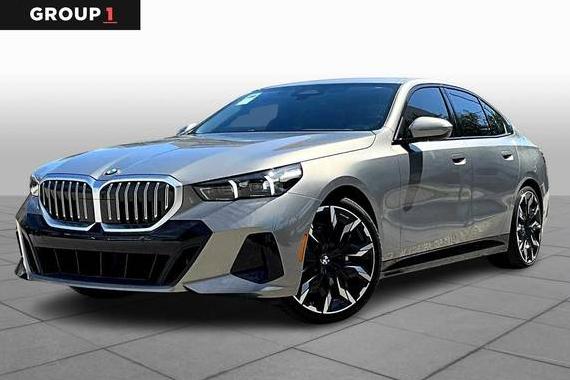 BMW 530I 2024 WBA43FJ04RCR87706 image