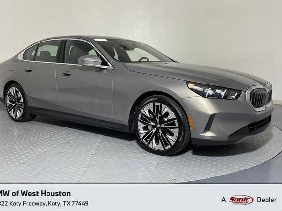 BMW 530I 2025 WBA43FJ09SCU30389 image