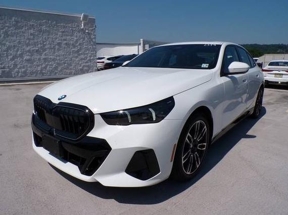 BMW 530I 2025 WBA53FJ02SCU14782 image