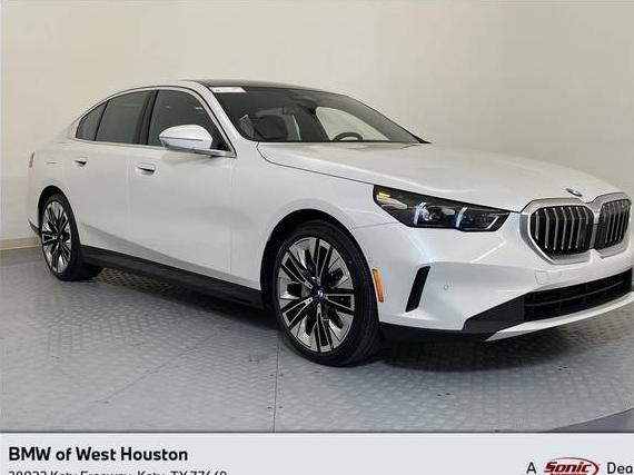 BMW 530I 2025 WBA43FJ02SCU44151 image