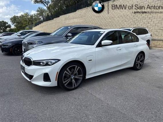 BMW 330E 2023 3MW39FF02P8D63796 image