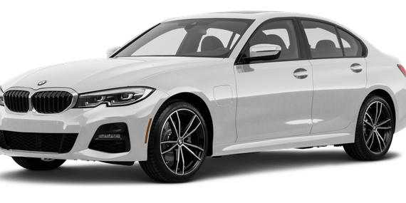 BMW 330E 2023 3MW39FF06P8D02712 image