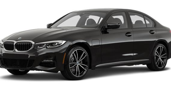 BMW 330E 2023 3MW39FS01P8C89812 image