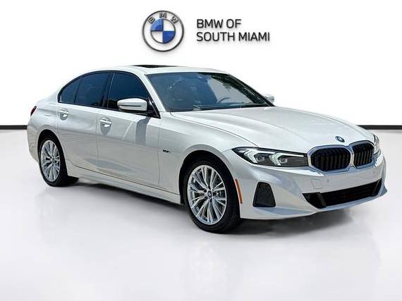 BMW 330E 2023 3MW39FF01P8D10717 image