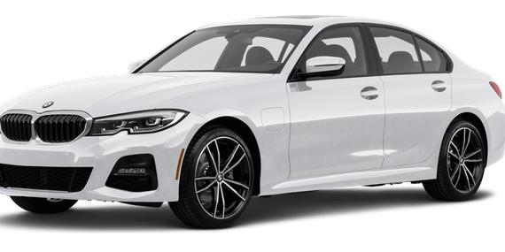 BMW 330E 2023 3MW39FF01P8C97063 image