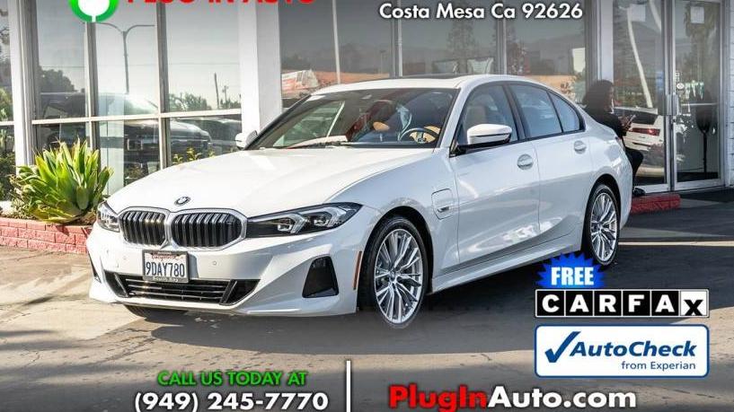 BMW 330E 2023 3MW39FF03P8C83939 image