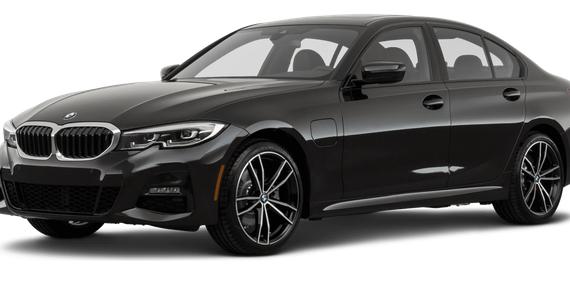 BMW 330E 2023 3MW39FF01P8C83664 image