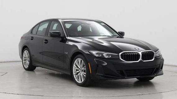 BMW 330E 2023 3MW39FF07P8C83782 image
