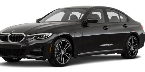 BMW 330E 2023 3MW39FS07P8C80385 image