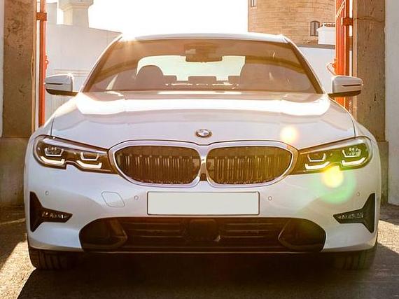 BMW 330E 2022 3MW5P9J06N8C77590 image