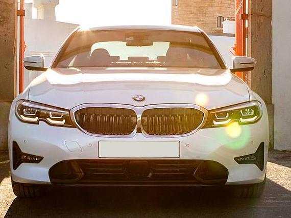 BMW 330E 2022 3MW5P9J05N8C77712 image