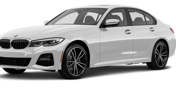 BMW 330E 2022 3MW5P9J07N8C77033 image