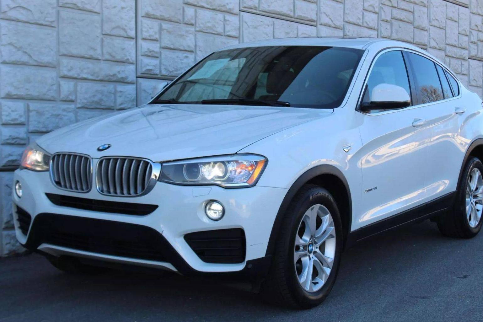 BMW X4 2016 5UXXW3C52G0M90228 image